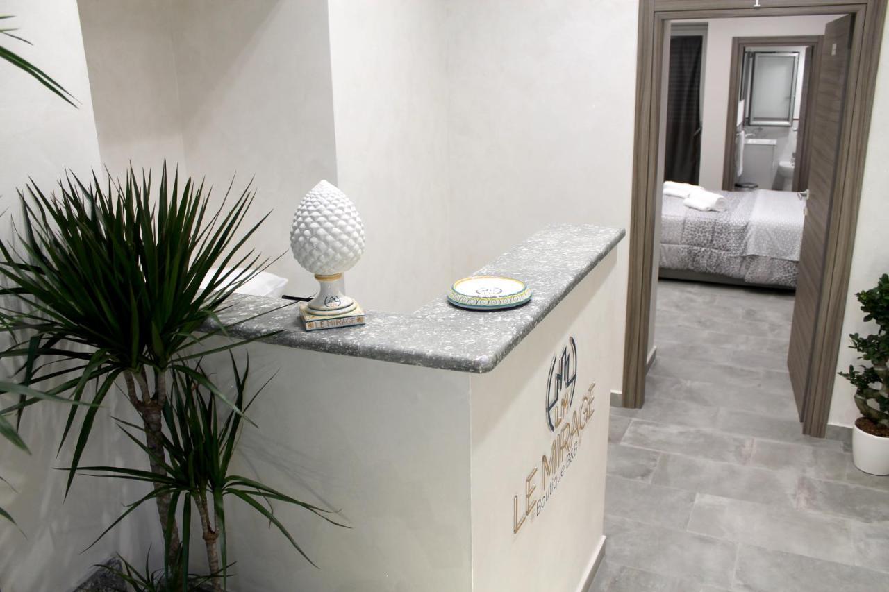 Отель Le Mirage Boutique Реджо-ди-Калабрия Экстерьер фото